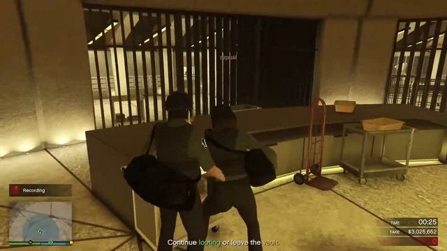 Everytime Lester Speaks The Video Gets Sped Up | GTA Online The Diamond Casino Heist смотреть онлайн