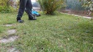 Аэратор для газона ножной. Неплохая идея, но исполнение...