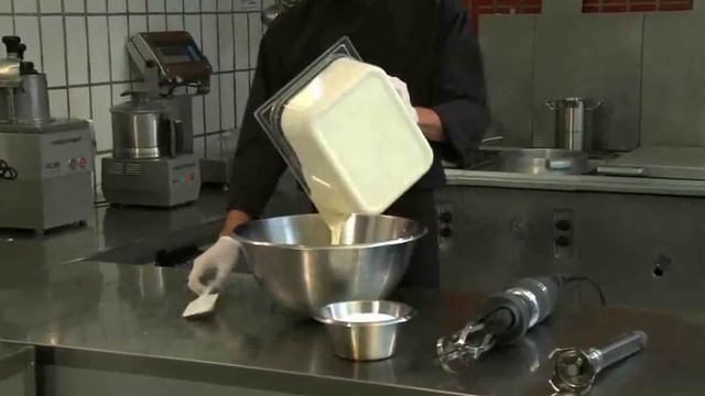 Robot-Coupe CMP300.flv смотреть онлайн