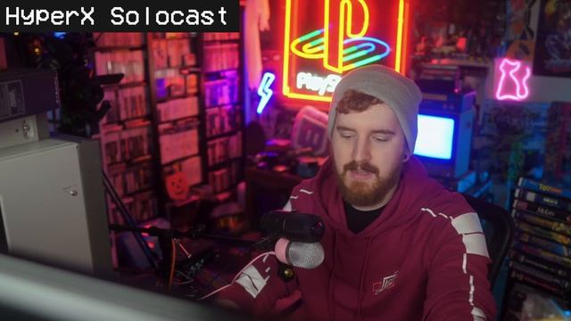 Does SIZE Matter With Microphones? Razer Seiren Mini Vs HyperX SoloCast | USB Microphone Review