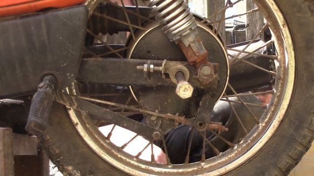 Восход 3М01/Замена задней покрышки и камеры/Жирный подгон!!