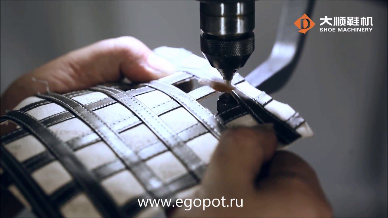 DS-811 Машина для обрезки излишков кожподкладки смотреть онлайн