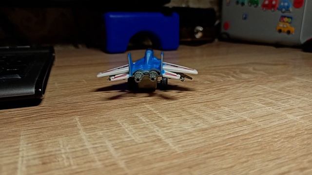 Самолет игрушка F-286 (KFYG1018-808) белоголубой. 2020 смотреть онлайн