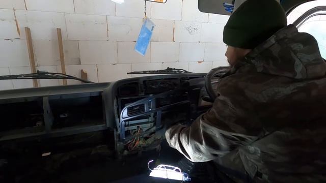 КАК СНЯТЬ ПЕЧКУ на MITSUBISHI CANTER