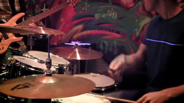 Среди Добрых Людей - Martissimo [Drum Cam] смотреть онлайн