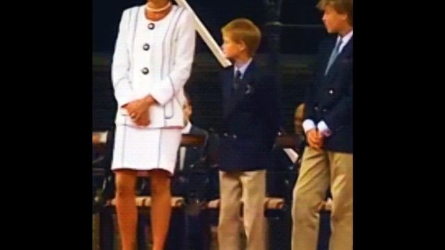 Princess Diana & Prince William & Prince Harry смотреть онлайн