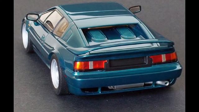 MONOGRAM 1:24 LOTUS ESPRIT SPORT 300 смотреть онлайн