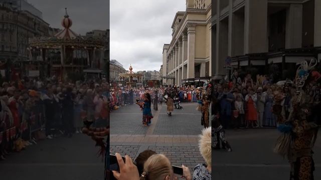 Индейцы майя на Манежной площади смотреть онлайн