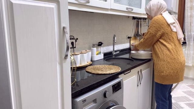 طلبات زوجي أوامر?فطاير السبانخ.طلبيتي من ترنديول?حلى تيراميسو بطريقتي?جولة تسوق من السوبر ماركت смотреть онлайн