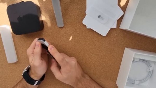 Распаковка — Медиаплеер Apple TV 4K 64GB