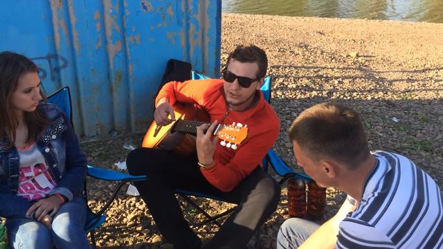 Макс Корж — Тралики (guitar cover) смотреть онлайн