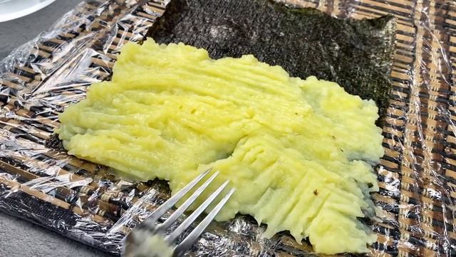 Русские роллы с селёдкой и картошкой! смотреть онлайн