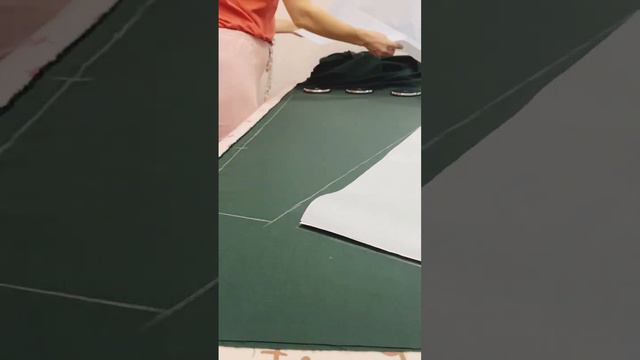 Заказчица заказала юбку в подарок для своей подруги. смотреть онлайн