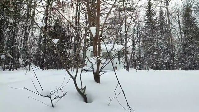 Узола по глубокому мокрому снегу. не могу поднятся в горку, стаскивает. смотреть онлайн