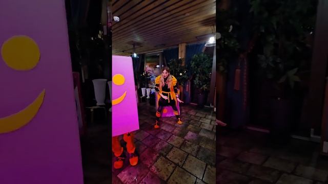 Прям целый влог получился с телефонного бэкстейдж подсъёма дня рождения Томочки смотреть онлайн