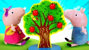 Свинка Пеппа и Джордж собирают яблоки для пирога. Видео для детей про игрушки Пеппа пиг