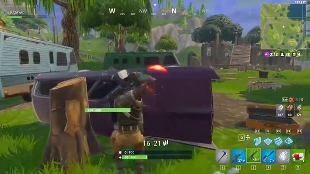 Fortnite - Бааааги, правда ли что это самый оптимизированный батл рояль?) смотреть онлайн