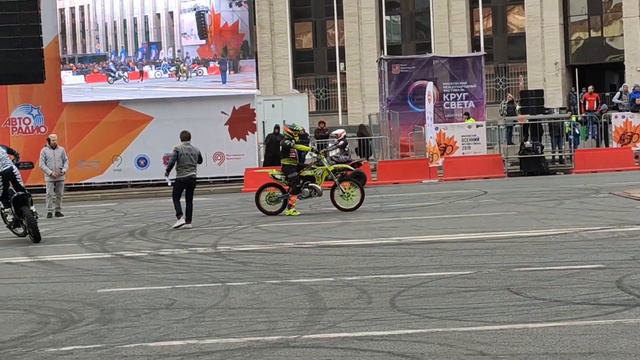 Закрытие мотосезона 2019 Москва, закрываем мотосезон - байки 2019 #байки #москва #мотосезон #2019 смотреть онлайн