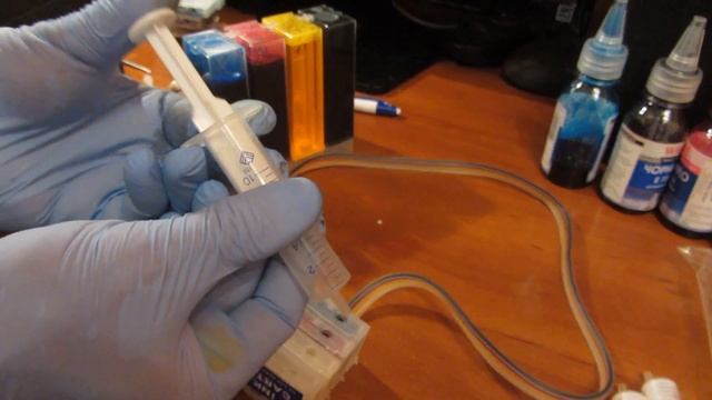 МФУ EPSON TX- 410. Замена картриджей на СНПЧ WWM. смотреть онлайн