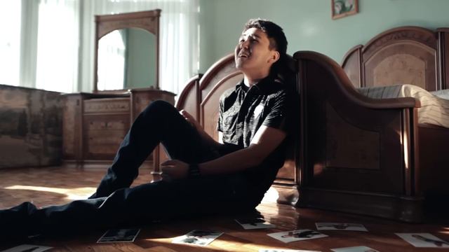 Kenny Monroe - Every moment смотреть онлайн