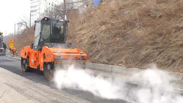 Во Владивостоке стартовал ремонт дорог. смотреть онлайн