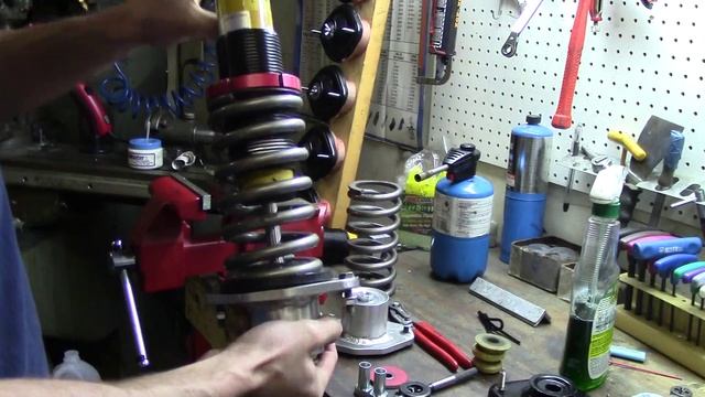 The 5 Dangers of Extended Upper Mounts for 1990 to 2005 Mazda Miatas смотреть онлайн