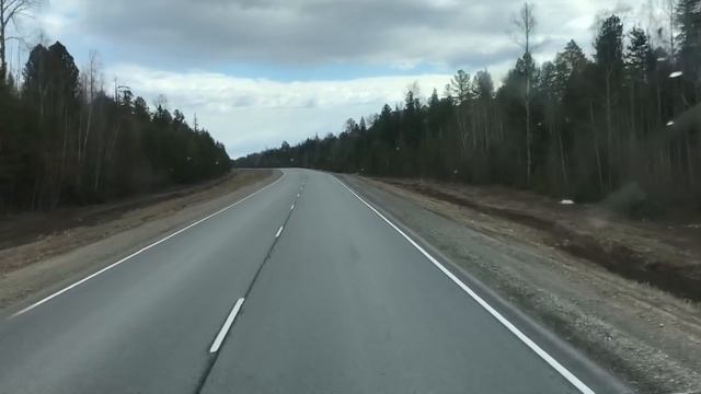 Закончилось сцепления FREIGHTLINER . Америка тоже ломается . Рейс на север смотреть онлайн