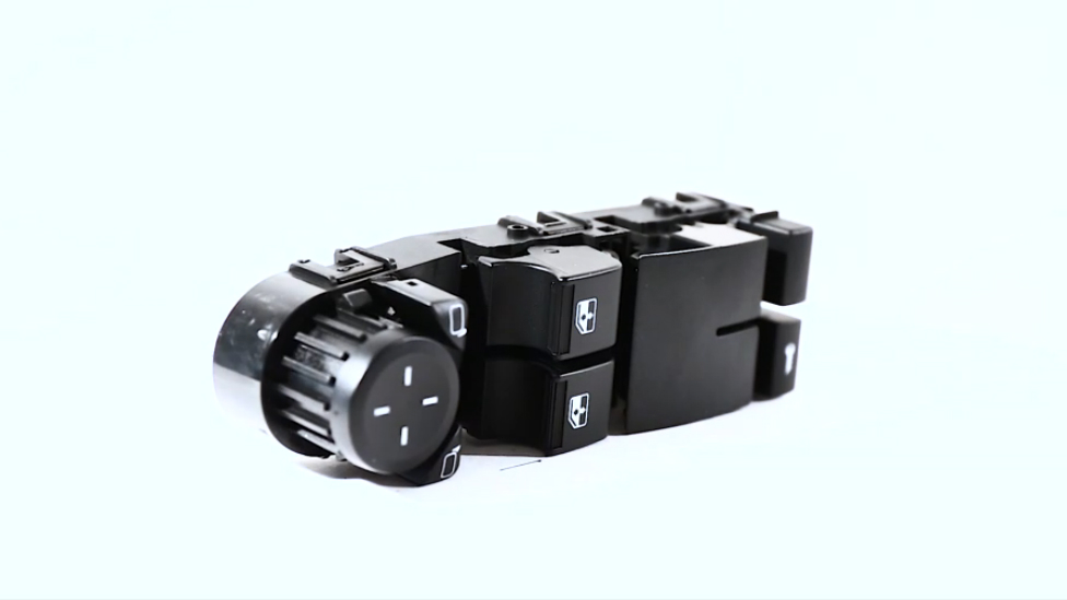  Блок управления в двери водителя LADA Priora FL (2 переключателя, регулировка зеркал) смотреть онлайн