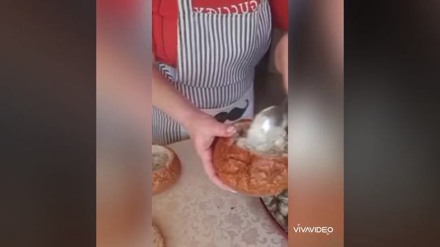 Жульен в хлебной кокотнице#рецепты#от#Рузанны#жульен#грибы#хоеб#легко#и#просто#вкусно#аппетитно смотреть онлайн