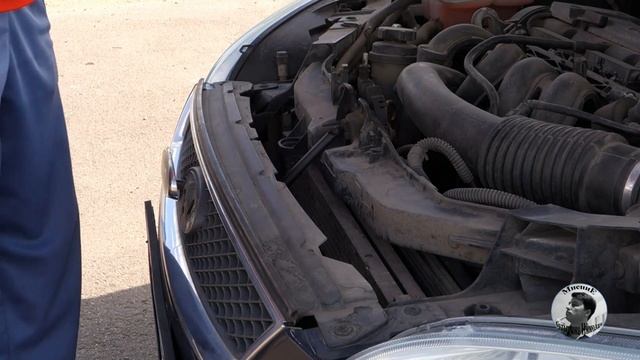 Как открыть капот если сломался замок. Ford Focus 2. смотреть онлайн