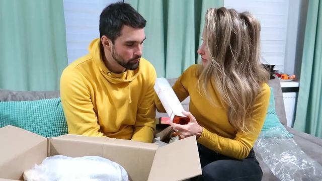 Мы вернулись домой после Свадьбы? Что с котом? открываем подарки? Делаем ручки?? VLOG смотреть онлайн