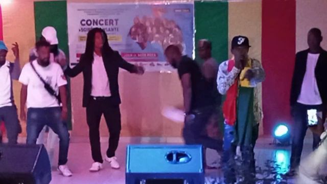 NARESSI AU CAMP MAMELLE LES 18 MARS смотреть онлайн