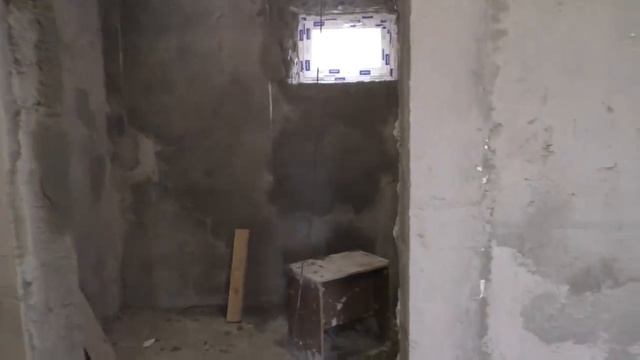 Штукатурю стены в старом доме \ Испекли свежий хлеб \ Деревенская жизнь смотреть онлайн