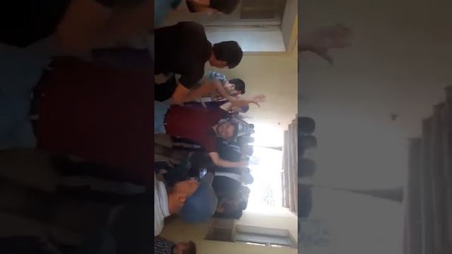 туй дар дашти ешон крнай навозон смотреть онлайн