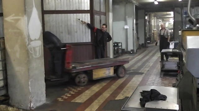 Случай на заводе. Заводской ГИБДД смотреть онлайн