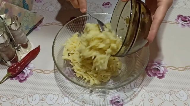 Салат с колбасой и шампиньонами "Охотничий".Очень вкусный и сытный смотреть онлайн