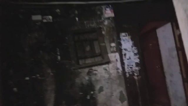 Обзор самой ужасной гостинки в городе! Встретили бомжа! Владивосток! смотреть онлайн