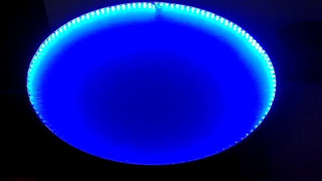 Стол с LED подсветкой для Шоу Мыльных Пузырей смотреть онлайн