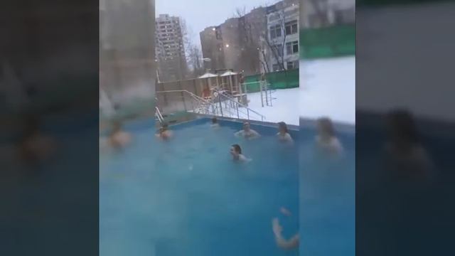 НАШ НОВЫЙ 2021 ГОД В АКВАПАРКЕ "КАРИБИЯ" #аквапарк #новый2021год смотреть онлайн