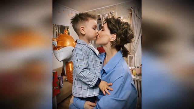 МИЛЫЙ АНГЕЛОЧЕК! Елена Подкаминская впервые показал лицо 3-х летнего сына смотреть онлайн