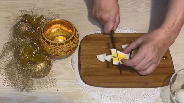 Салат с крабовыми палочками и мандаринами. смотреть онлайн