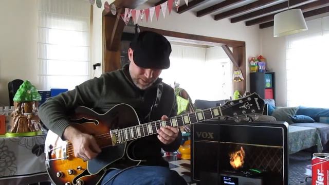 You give me nothing but the blues Guitar Slim cover extra funky. Ibanez AKJ95 & Vox AC10c1 смотреть онлайн