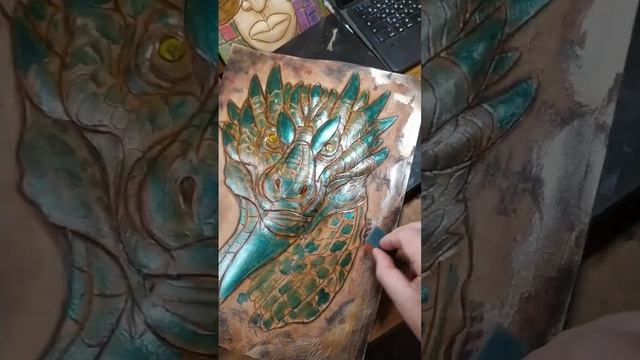 Малахитовый дракон в жемчужной оправе смотреть онлайн