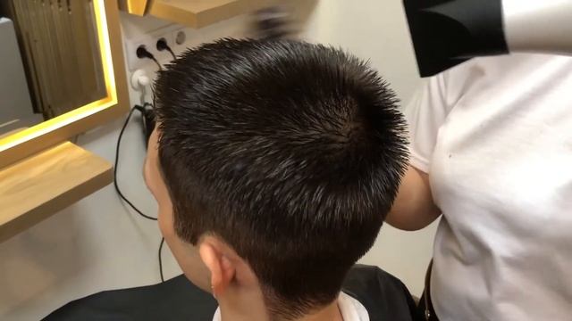 Из блонда в темный цвет волос. Мужское окрашивание. смотреть онлайн