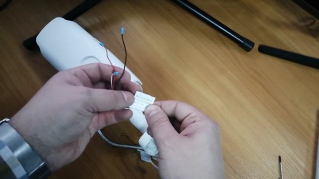 Uniview HC121-TCR08S-Z28 смотреть онлайн