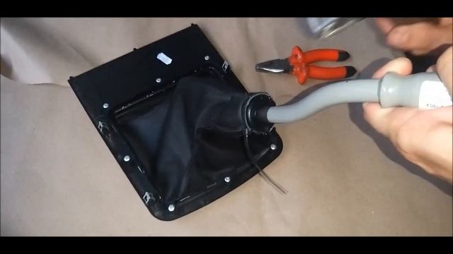 КАК СНЯТЬ(ЗАМЕНИТЬ) РУКОЯТКУ (МАСОЛ) РЫЧАГА КПП НА УАЗ ПАТРИОТ смотреть онлайн