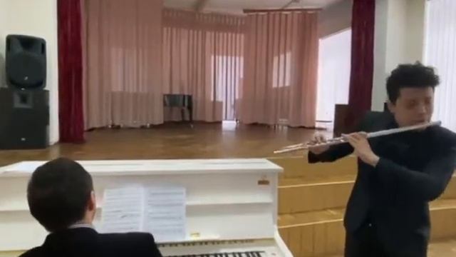 Жанна Колодуб, Ноктюрн. Виконує Лі Янь Тун смотреть онлайн