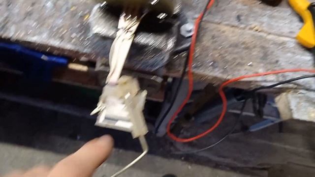 Когда тебе желают "добра".Установка в бак Д.У.Т трактора т25/redesign of the T25 tractor tank смотреть онлайн