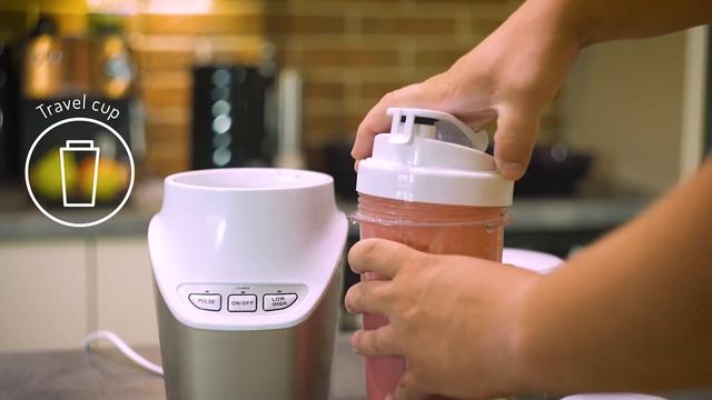 Camry CR 4071 Blender personalny - POWERFUL NUTRI смотреть онлайн