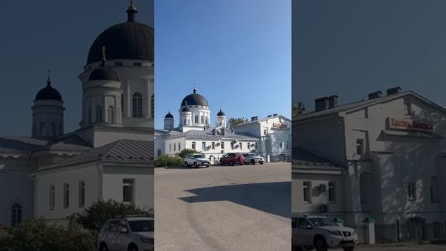 Собор Всемилостивого Спаса и Происхождения честных древ Животворящего Креста Господня Староярмарочны